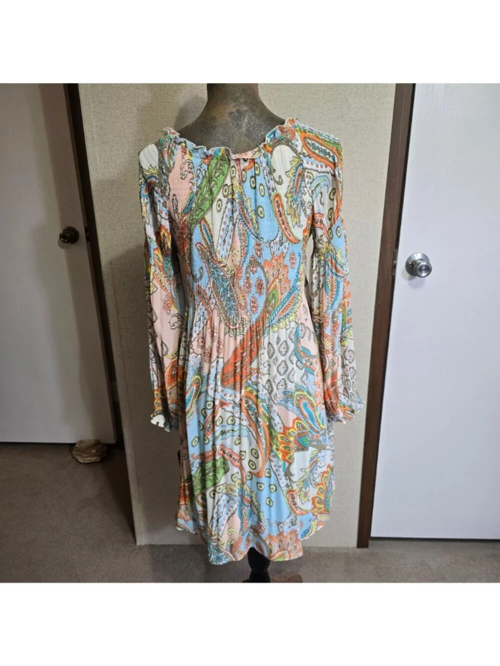 NEW Sunny Leigh Small Paisley Boho Long Sleeve Blue Ruffle Collar Swing Dress - Picture 4 of 4